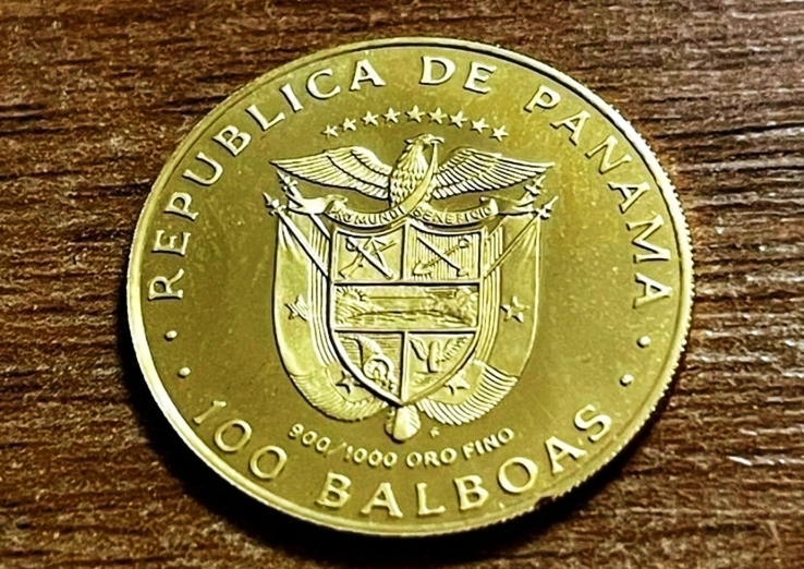 Панама. 100 бальбоа 1976 г. Золото.    ПРОДАНА