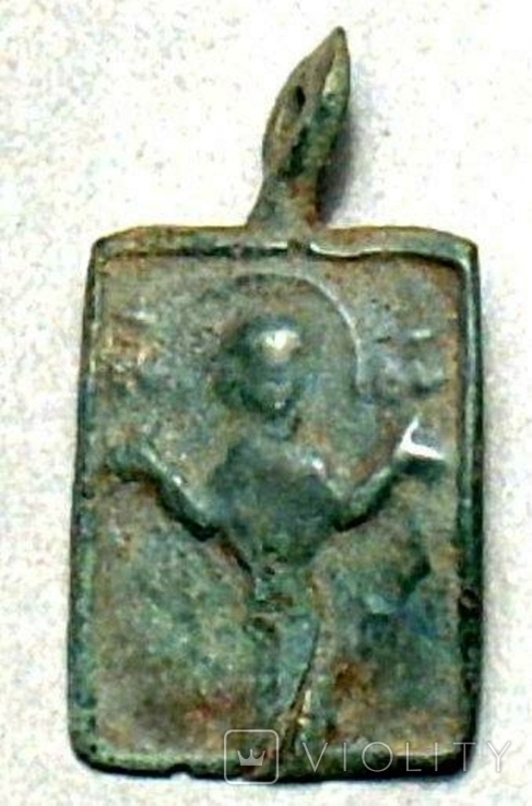 Киевская Русь. Нательная иконка “Богоматерь Оранта”. Бронза. X – XIII вв.