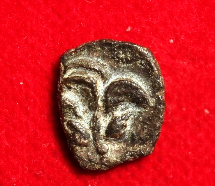 Фанагория. Царица Камассария. Тригемиобол. Серебро. 165 – 155 гг. до н.э. ПРОДАНА