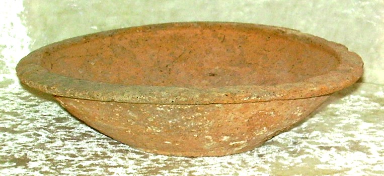 Северное Причерноморье. Миска. Грубая зернистая глина. Обжиг не качественный. II – III вв. н.э.