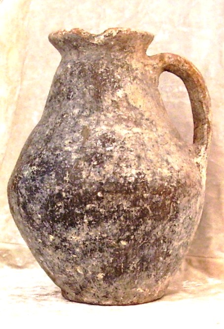 Северное Причерноморье. Кувшин с округлой ручкой. Грубая зернистая глина. II – IV вв. н.э.