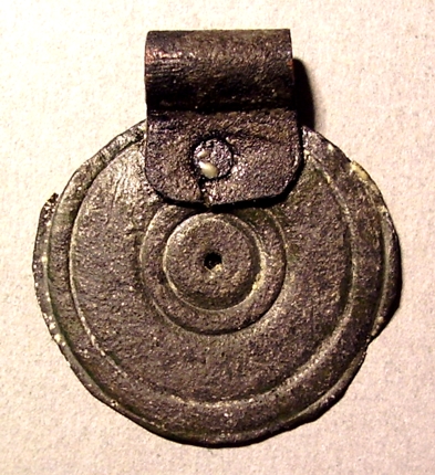 Киевская Русь. Подвеска круглая. Бронза. Литье. X – XIII вв.